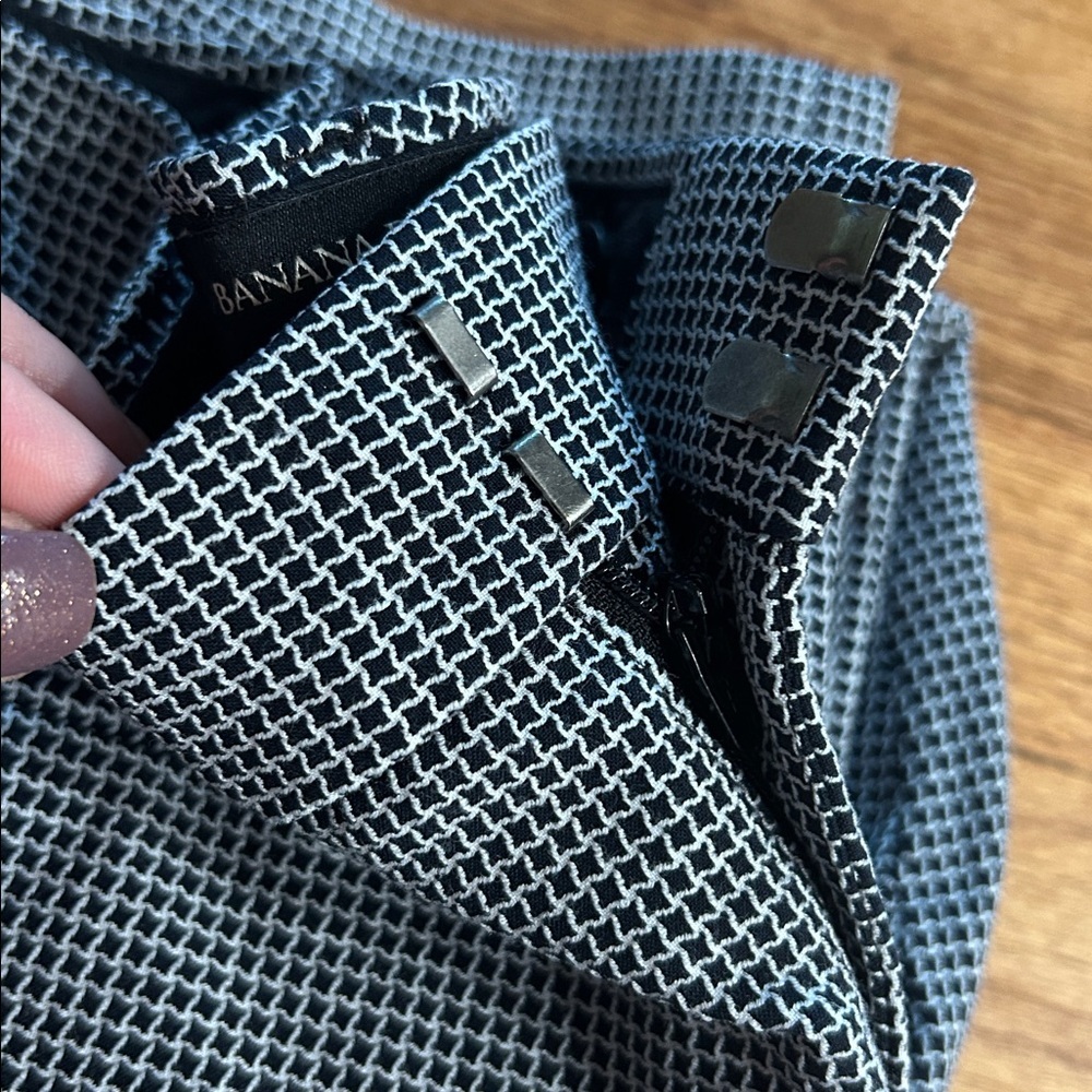 Banana Republic Sloan Fit Black and White Patterned Pants size 8 - Picture 3 of 11